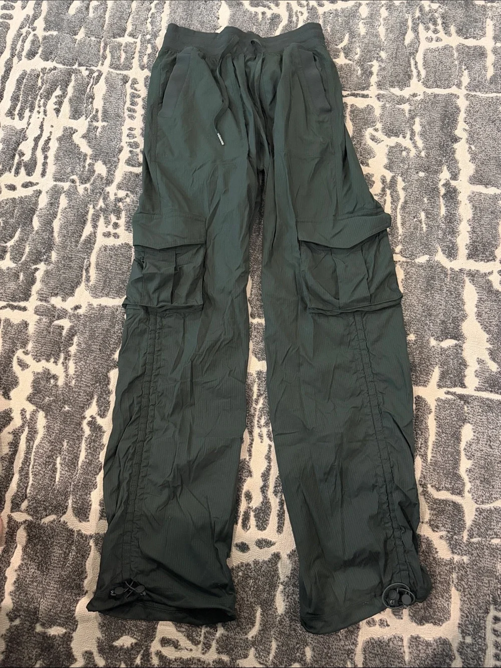 Lululemon Dance Studio Relaxed Fit Mid Rise Cargo Pant Legacy Green